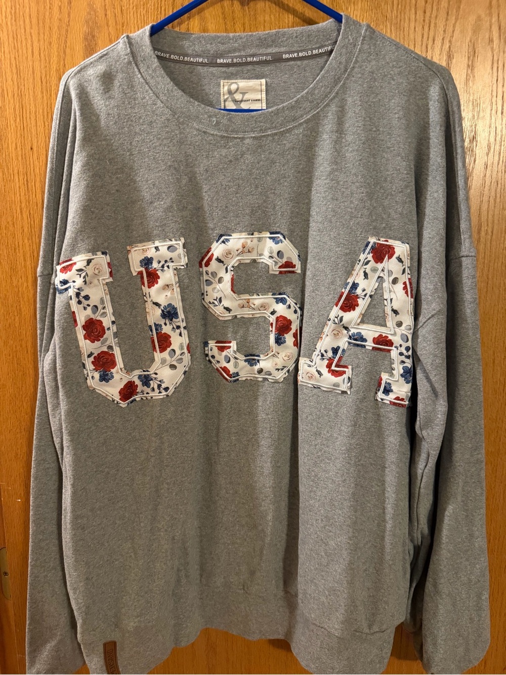 AMPERSAND AVE Gray Sweatshirt with Floral USA Appliqué